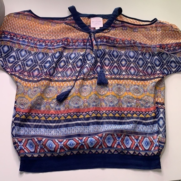 Romeo & Juliet couture cold shoulder Tassel top Small blouse - Picture 3 of 6